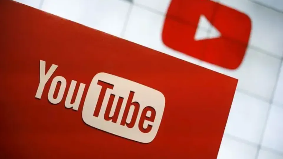AI YouTube video analytics thumbnail
